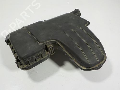 Used Air filter box TOYOTA YARIS (_P13_) 1.0 (KSP130_, KSP130) (69 hp) 14288701