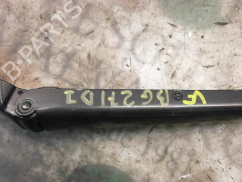 Front windshield wiper arm TOYOTA YARIS (_P1_)  | BP3786676C143 