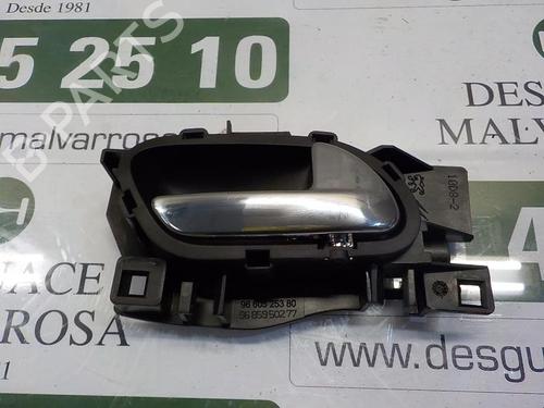 Used Rear right interior door handle Rear right interior door handle 3859579 3859579