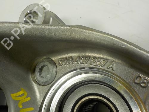 Left front steering knuckle SEAT LEON Sportstourer (KL8, KLD) 2.0 TDI | BP15065399M25 