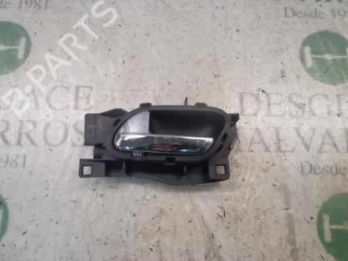 Used Rear left interior door handle Rear left interior door handle PEUGEOT 407 (6D_) 2.0 HDi 135 (6DRHRH, 6DRHRE, 6DRHRG, 6DRHRJ) (136 hp) 3810031 3810031