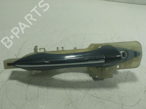Used Front left exterior door handle Front left exterior door handle 17080115 17080115