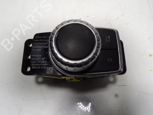 Used Switch Switch MERCEDES-BENZ A-CLASS (W176) A 200 CDI / d 4-matic (176.002) (136 hp) 17012893 17012893