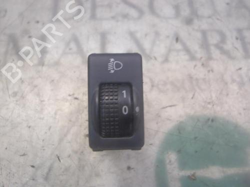 Used Electronic module NISSAN MICRA III (K12) 1.2 16V (65 hp) 3799775