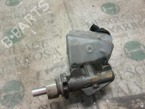 Used Brake master cylinder RENAULT KANGOO (KC0/1_) D 65 1.9 (KC0E, KC02, KC0J, KC0N) (64 hp) 3784848
