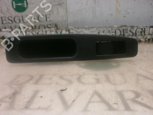 Used Right rear window switch NISSAN QASHQAI I (J10, NJ10) 1.5 dCi (106 hp) 3802090