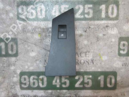 Used Right front window switch Right front window switch OPEL ASTRA J (P10) [2009-2016] 3990194 3990194