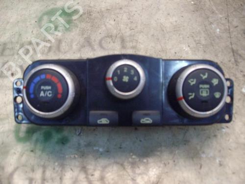 Used Climate control HYUNDAI SONATA V (NF) 2.0 CRDi (140 hp) 3784602