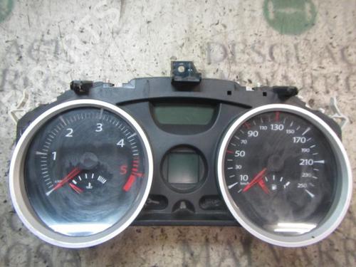 Used Instrument cluster RENAULT MEGANE II (BM0/1_, CM0/1_) [2001-2012]  3835412