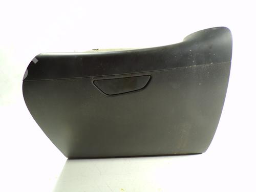 glove-box-renault-captur-i-j5_-h5_-09-tce-90-2013-7984367 main image
