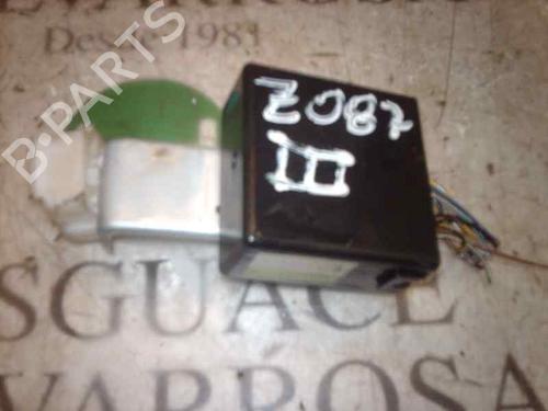 Used Electronic module Electronic module TOYOTA YARIS (_P1_) 1.3 (NCP10, SCP12_) (86 hp) 3734065 3734065