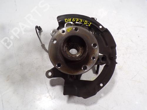 Used Left front steering knuckle RENAULT MEGANE IV Hatchback (B9A/M/N_) 1.5 dCi 110 (B9A3) (110 hp) 8672225