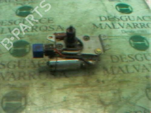 Ruitenwissermotor achter CITROËN XSARA (N1) 1.9 TD (90 hp) 3795282