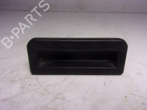 Used Tailgate handle Tailgate handle AUDI Q2 (GAB, GAG) 30 TDI (115 hp) 15581865 15581865