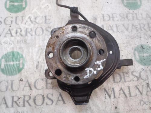 Used Left front steering knuckle OPEL CORSA C (X01) 1.2 (F08, F68) (75 hp) 3819889