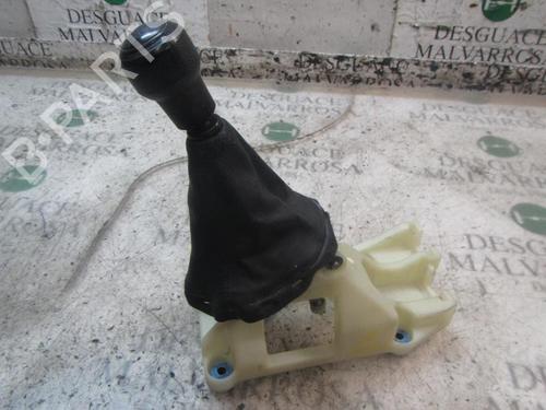Used Gear lever Gear lever HYUNDAI i20 II (GB, IB) 1.2 (75 hp) 7410477 7410477