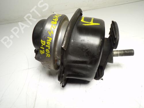 Engine mount BMW X5 (E70) xDrive 40 d 22116795418 | P679541801