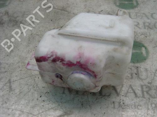 Used Windscreen washer tank NISSAN TRADE Van 75 (75 hp) 7413532
