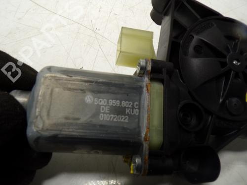 Right front window motor SEAT LEON Sportstourer (KL8, KLD) 2.0 TDI | BP13507464E20 