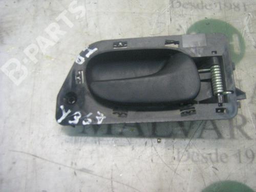 Used Rear right interior door handle Rear right interior door handle RENAULT LAGUNA I (B56_, 556_) 2.0 (B56C/H/N) (113 hp) 3779813 3779813