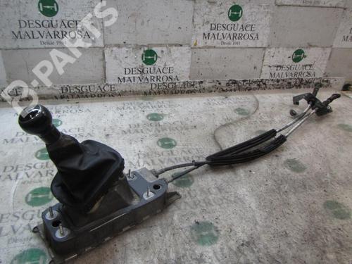 Used Manual gearbox selector Manual gearbox selector VW GOLF V (1K1) 1.9 TDI (105 hp) 7410475 7410475