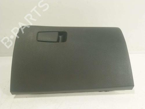 Used Glove box Glove box 39110167 39110167