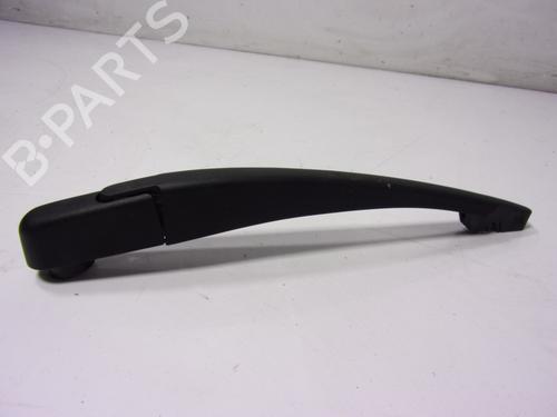 Used Rear windshield wiper arm DACIA DUSTER (HS_) 1.5 dCi (109 hp) 15909185