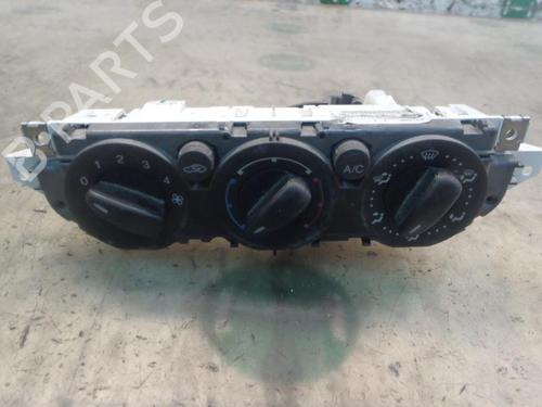 AC Styreenhet / Manøvreringsenhet FORD FOCUS II (DA_, HCP, DP) 1.6 TDCi (90 hp) 3802025