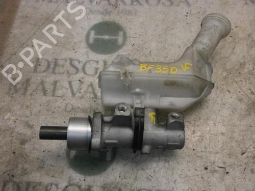 Used Brake master cylinder RENAULT CLIO III Grandtour (KR0/1_) [2007-2025]  3786738
