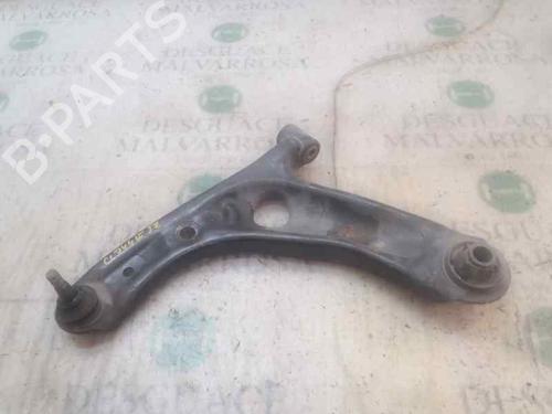 Used Left front suspension arm Left front suspension arm TOYOTA AYGO (_B1_) 1.0 (KGB10_, KGB10R) (68 hp) 3830963 3830963