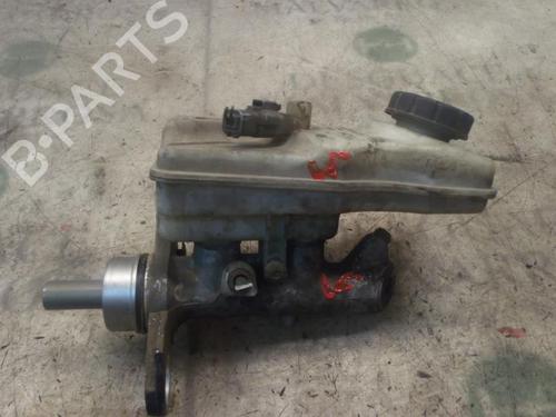 Used Brake master cylinder RENAULT SCÉNIC II (JM0/1_) 1.9 dCi (JM0G, JM12, JM1G, JM2C) (120 hp) 3815145