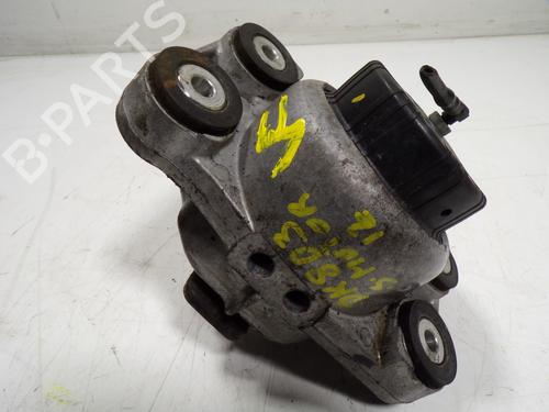 Engine mount LAND ROVER RANGE ROVER SPORT II (L494) 3.0 SDV6 4x4 | BP13522637M89 