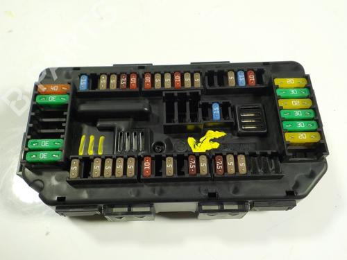 Used Fuse box Fuse box BMW 3 (F30, F80) 318 d (150 hp) 10723910 10723910