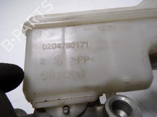 Brake master cylinder NISSAN QASHQAI II (J11, J11_) 1.2 DIG-T | BP13750236M77