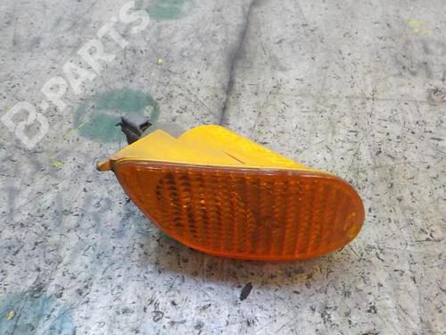 Used Right front indicator Right front indicator FORD FOCUS I (DAW, DBW) 1.6 16V (100 hp) 3853177 3853177