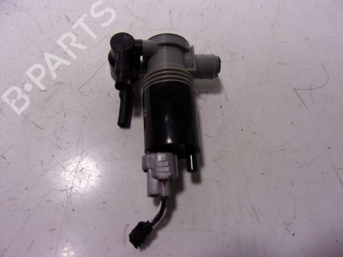Used Washer pump TOYOTA YARIS (_P21_, _PA1_, _PH1_) 1.5 Hybrid (MXPH11) (92 hp) 16744283