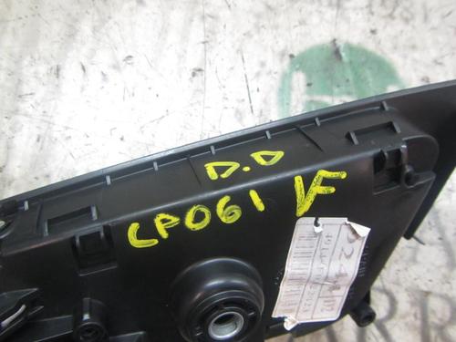 Højre fortil invendig håndtag SEAT LEON (5F1) 1.2 TSI | BP4016825I14 