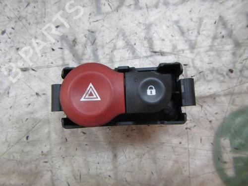 Used Warning switch Warning switch RENAULT CLIO III (BR0/1, CR0/1) [2005-2014] 3824500 3824500
