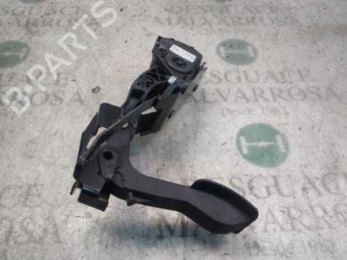 Used Pedal Pedal 3810477 3810477