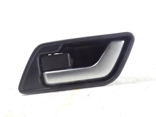 Used Rear left interior door handle Rear left interior door handle LAND ROVER RANGE ROVER SPORT I (L320) 2.7 D 4x4 (190 hp) 9653601 9653601