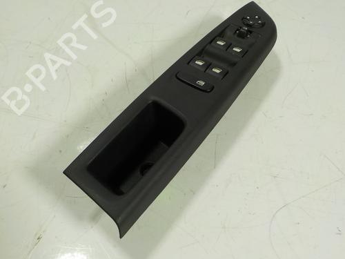 Used Left front window switch Left front window switch OPEL CORSA F (P2JO) [2019-2026] 10494073 10494073