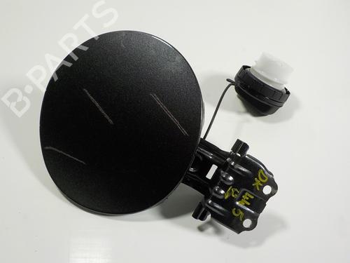 Used Fuel flap TOYOTA YARIS (_P21_, _PA1_, _PH1_) 1.5 Hybrid (MXPH11) (92 hp) 11193864