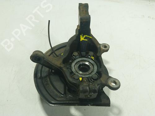 Used Left front steering knuckle NISSAN JUKE (F15) 1.6 (117 hp) 30759968