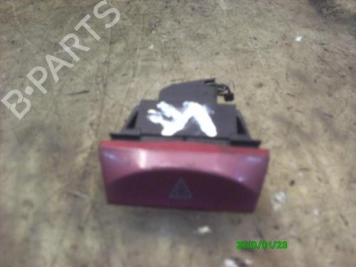 Used Warning switch Warning switch FIAT STILO (192_) 1.6 16V (192_XB1A) (103 hp) 3759679 3759679
