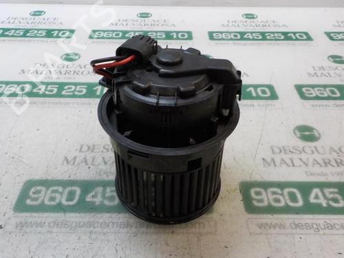 Used Heater blower motor PEUGEOT 2008 I (CU_) [2013-2025]  3871374