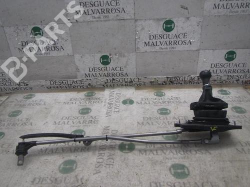 Used Manual gearbox selector Manual gearbox selector AUDI A4 B8 (8K2) 2.0 TDI (136 hp) 7410510 7410510