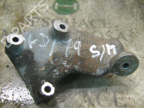Used Engine mount Engine mount ALFA ROMEO 156 (932_) 1.9 JTD (932.A2B00) (110 hp) 9086600 9086600