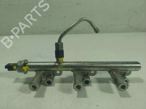 Used Injection rail Injection rail PEUGEOT 308 II (LB_, LP_, LW_, LH_, L3_) 1.2 THP 110 (110 hp) 20654386 20654386