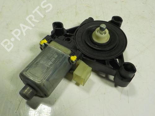 Used Right front window motor SEAT LEON Sportstourer (KL8, KLD) 2.0 TDI (150 hp) 13507437