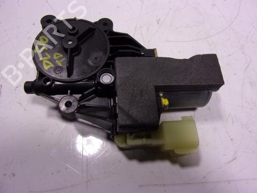 Right rear window motor LAND ROVER DISCOVERY V (L462) D300 MHEV 4x4 | BP15721780E22 